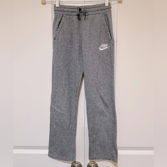 Boys NIKE Dark grey Heather Club Fleece Joggers Pants - size M - Picture 1 of 5